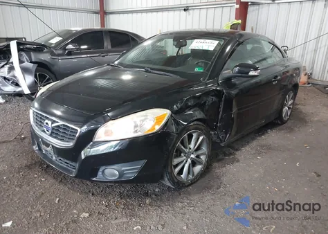 2012 Volvo C70 T5/T5 Platinum/T5 Premier Plus z USA, uszkodzony, nr VIN YV1672MC1CJ126687